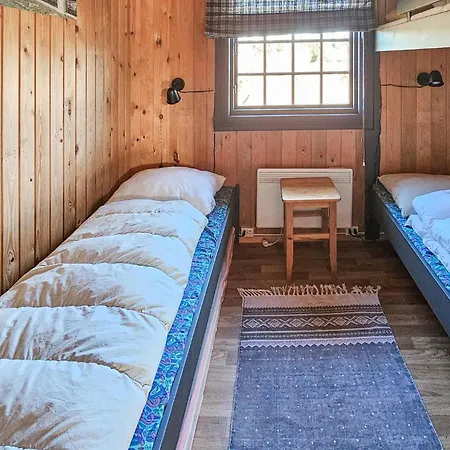 In With Sauna